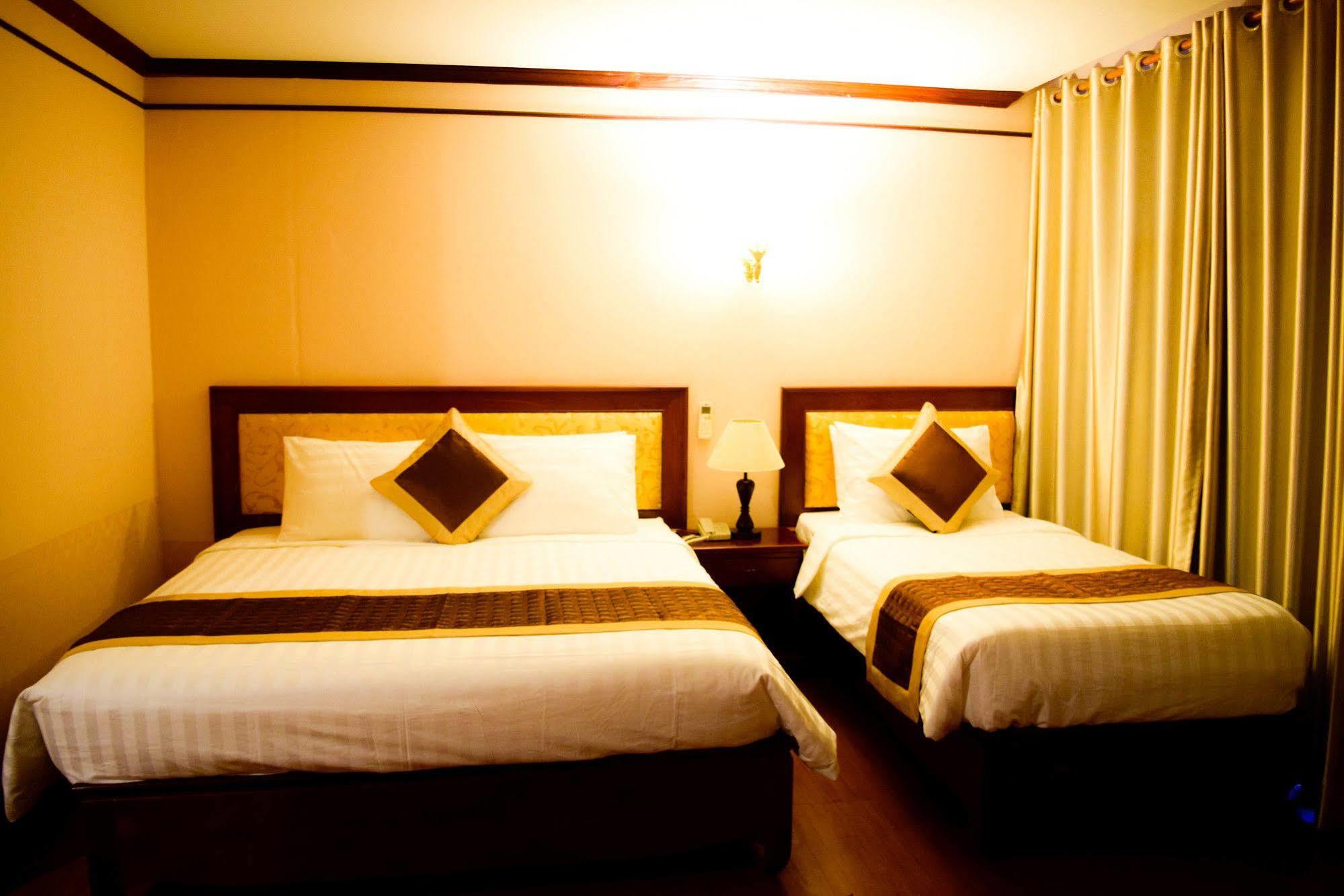 Vientiane Golden Sun Hotel Bagian luar foto
