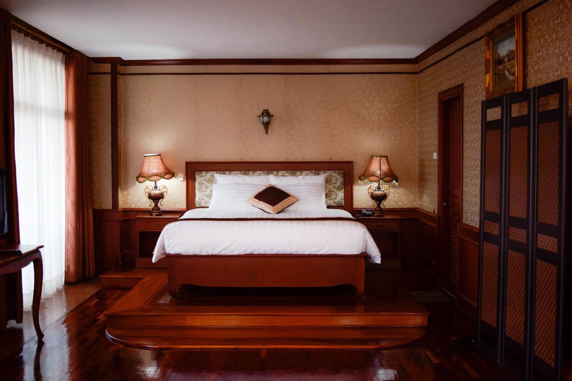 Vientiane Golden Sun Hotel Bagian luar foto